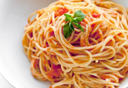 En kolay spagetti makarna nasıl yapılır? Domates soslu spagetti tarifinin püf noktaları